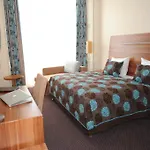 Albert Premier 3*