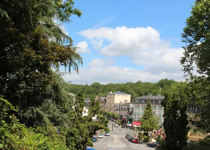 アルベール プレミア