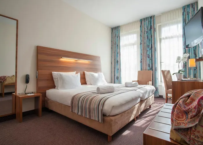 アルベール プレミア 3*