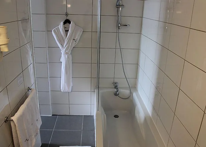 ホテル アルベール プレミア Bagnoles de l'Orne Normandie